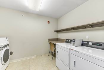 Laundry room1